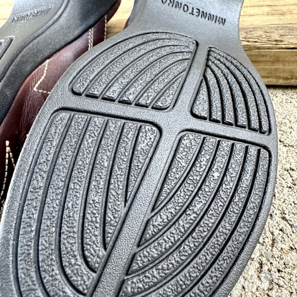 MINNETONKA WOMEN'S BROWN LEATHER SLIP-ON MULES SIZE 5 SHOES - Picture 4 of 14